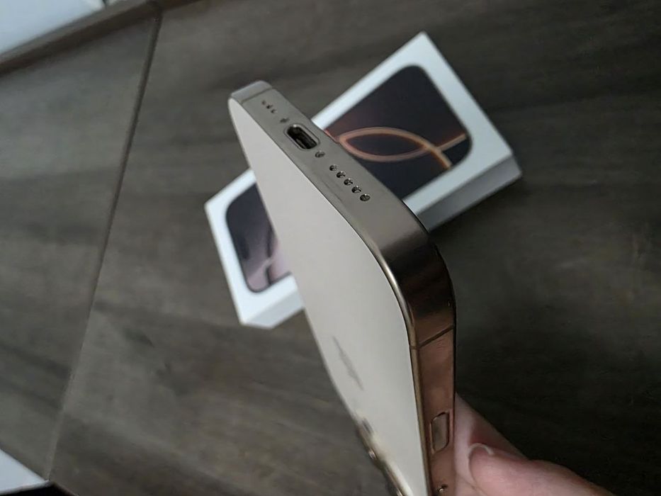 Iphone 16 pro ideal holatda