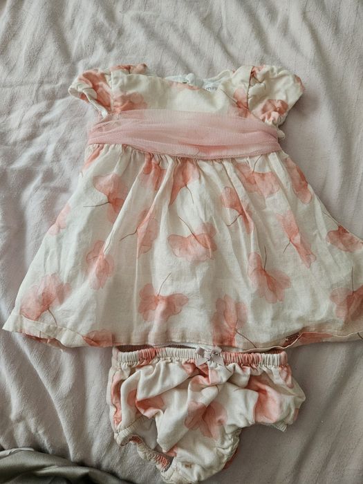 Лот от дрехи за момиче 0-3м.