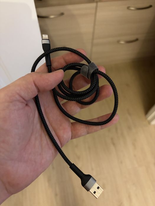 Продам iphone 13/128 gb, black