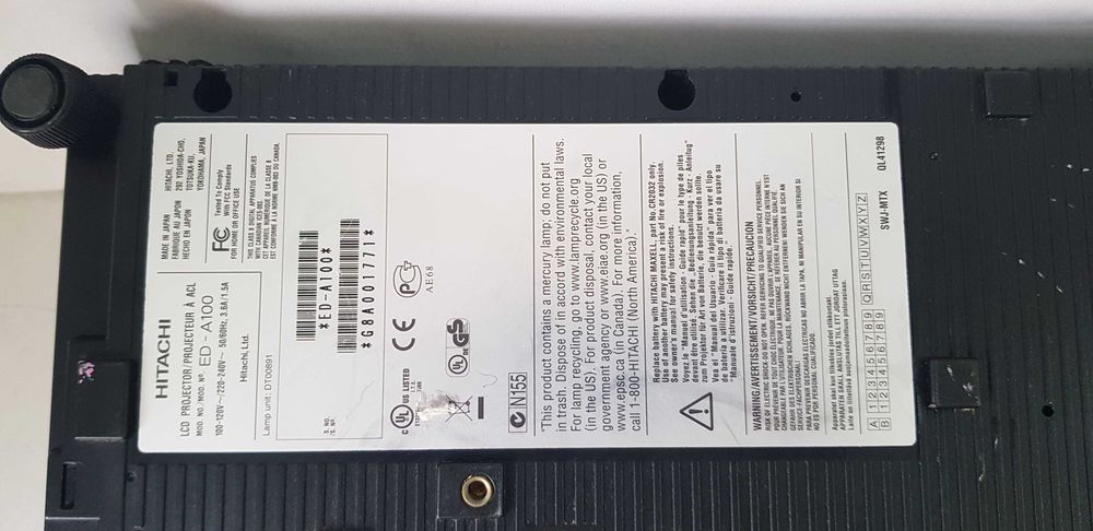 Hitachi ED A 100 videoproiector Ultra Short Throw film muzica arta