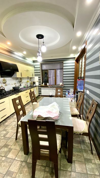 Уч хонали учинчи қавватда 122 м2 (мулжал Самкочавто)