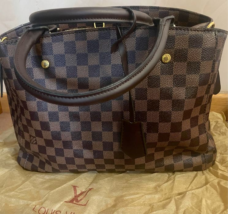 Дамска чанта LV