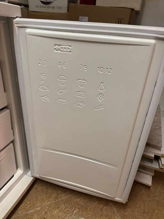 Морозильник Indesit