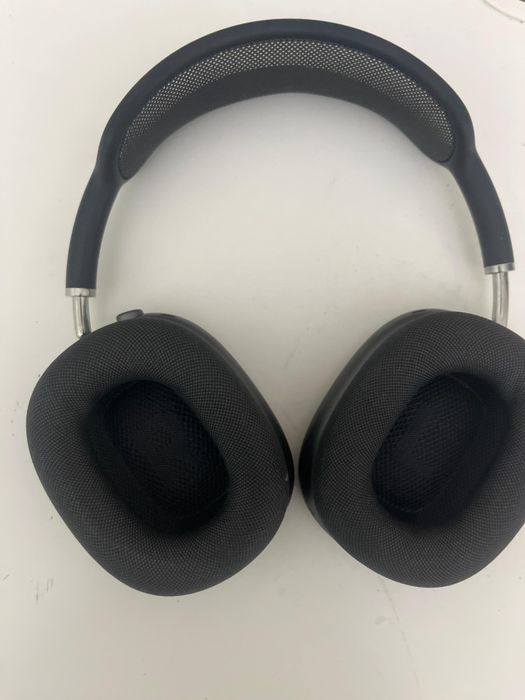 Airpods max продается срочно