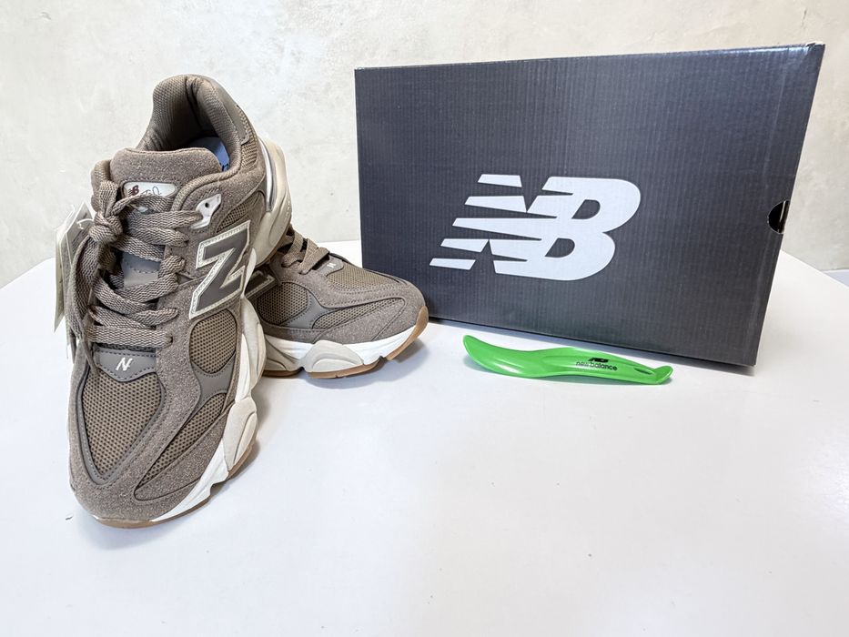 Adidasi New Balance 9060