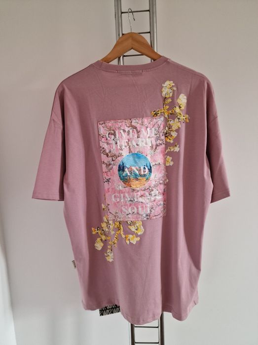 Мъжка тениска VINCENT VAN GOGH размер S M L XL
Най-висок клас материя и
изработка
Размери S M L
Всеки един артикул разполага с QRкод за
проверка за ав