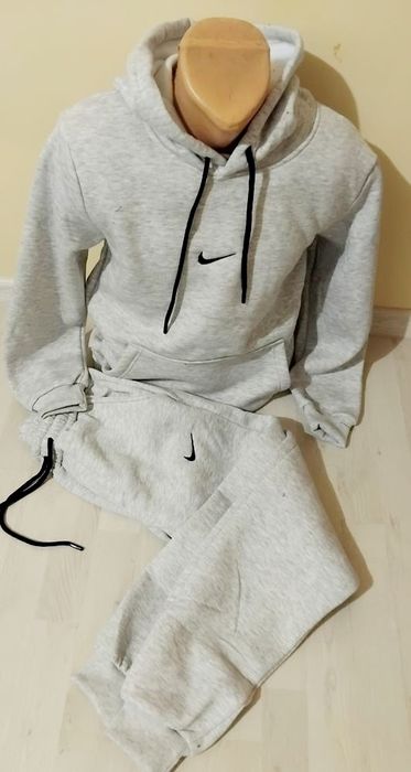 Trening baieti Nike.