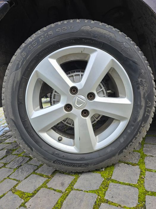 Roți de iarnă , SET  jantă R15 original Dacia