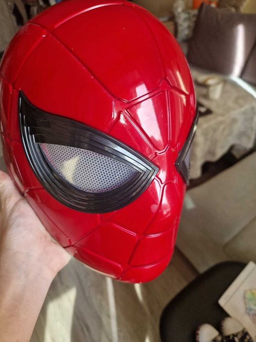 Spiderman Каска със свтещи очи
