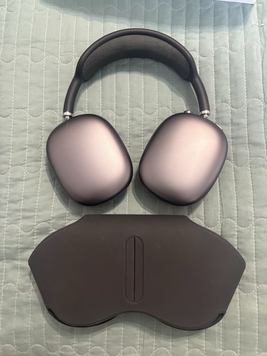 AirPods Max Space Grey
