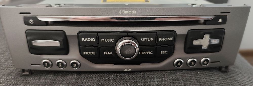 Радио Пежо 308 за части