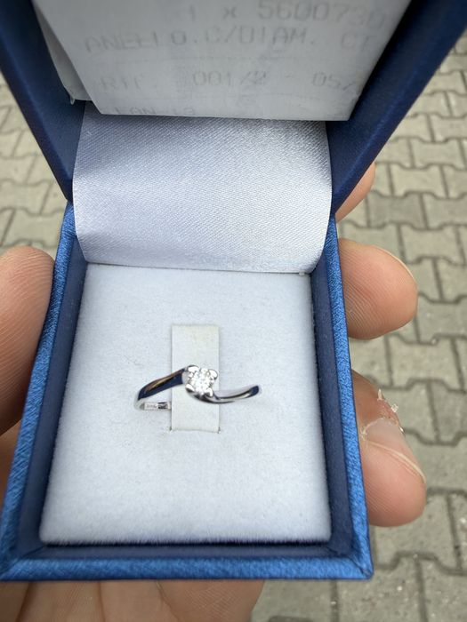 Inel aur 18 karate cu un diamant natural, certificat, factura, nou