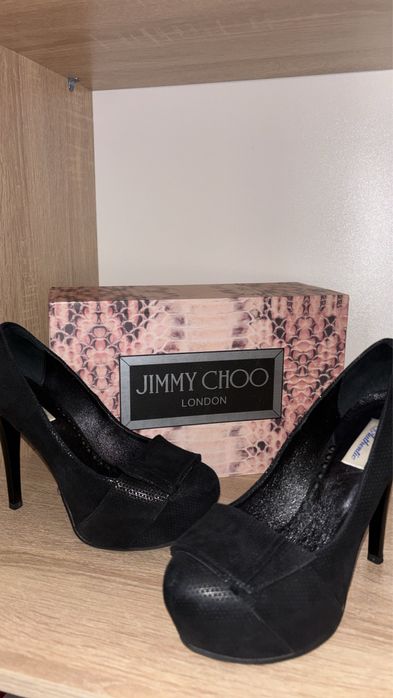 Pantofi cu toc negri piele intoarsa /cu platforma