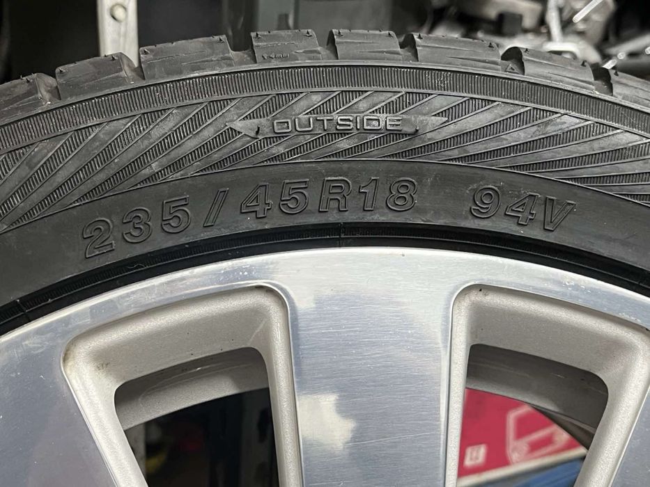 Джанта с гума 18” 4F0601025AA