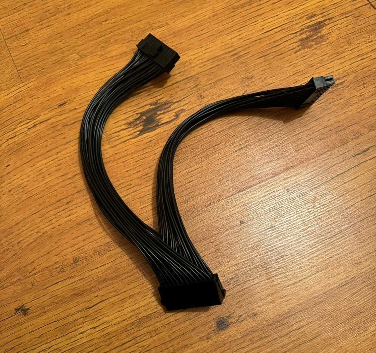 Преходници и кабели за компютър