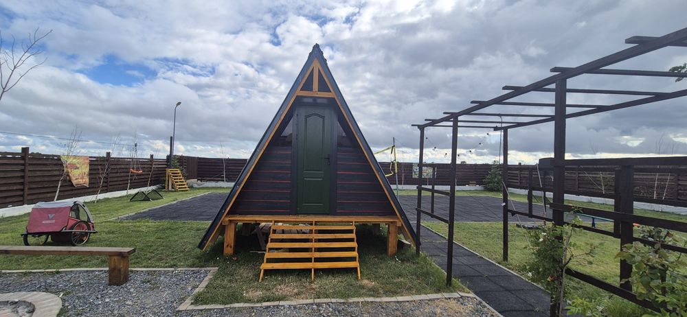 Inchiriere teren,loc de joaca, zile de naștere, evenimente,