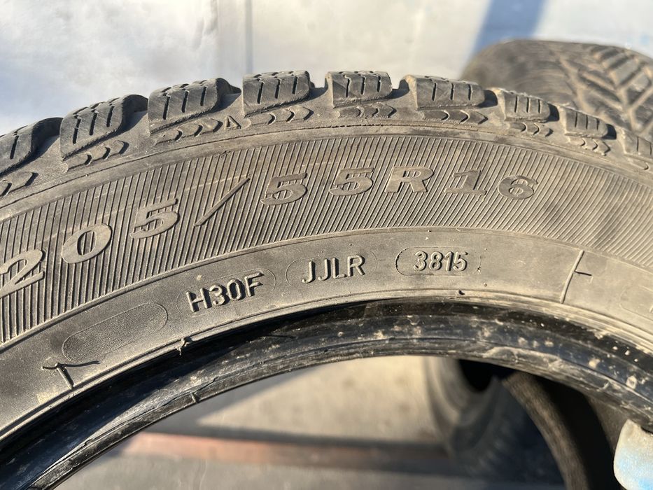 2 бр. зимни гуми 205/55/16 Debica 6+ mm DOT 3815