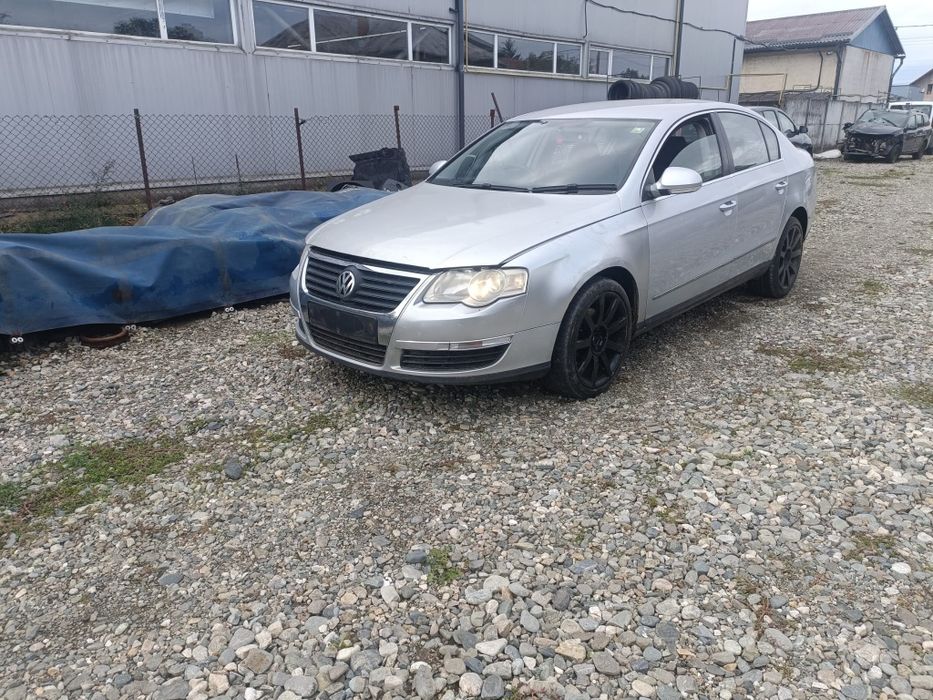 Planetara stanga 3C0407271AE VW Passat B6 1.9 TDi bxe 2006 5 trepte