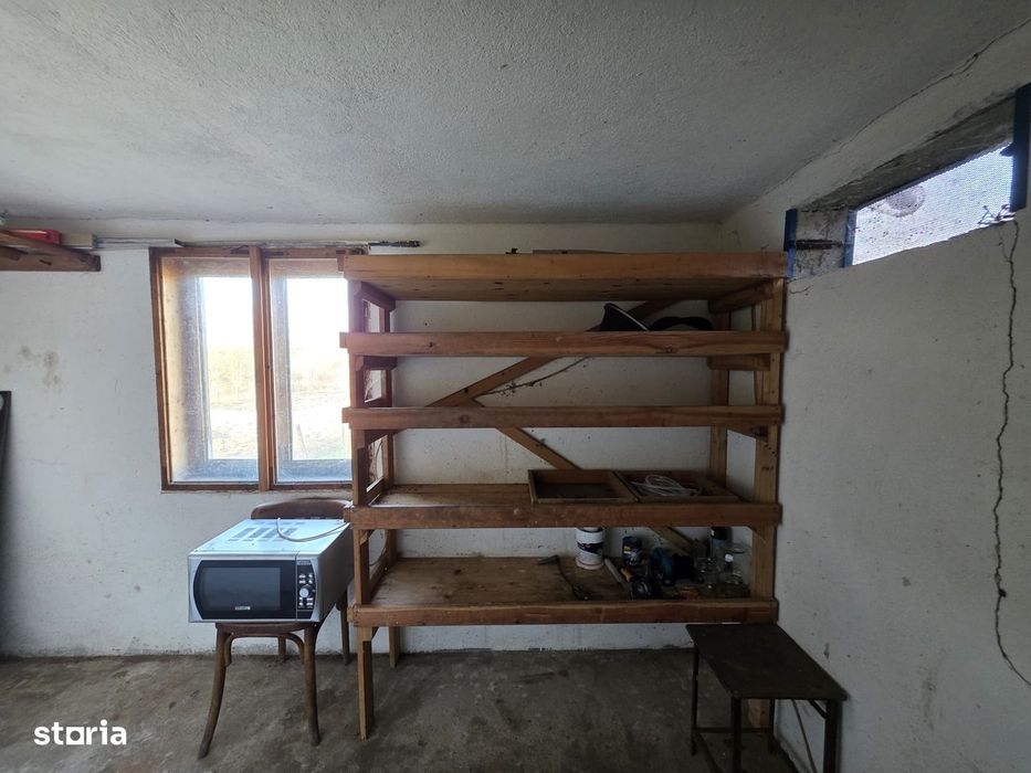 Preț mic! Casă solidă + teren generos 1887 mp – ideal renovare