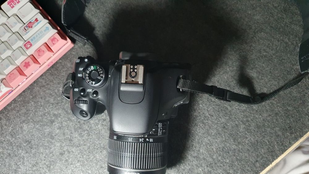 Фотоаппарат Canon 600d