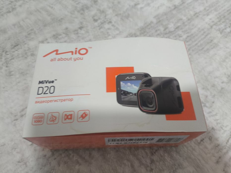 Продам регистратор на машину