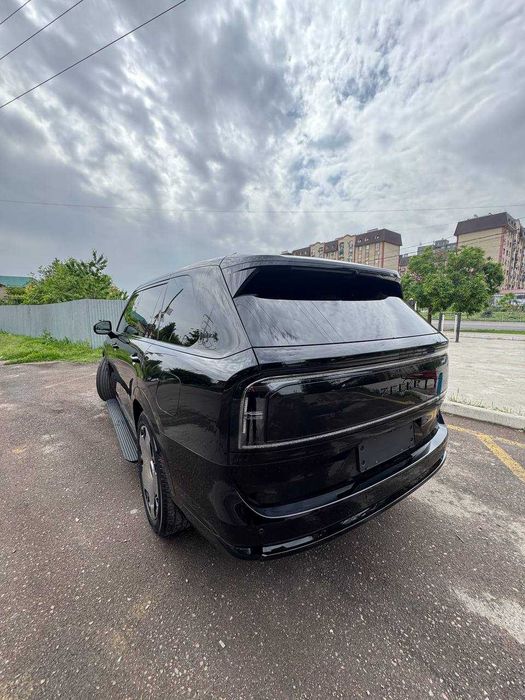 ZEEKR 9X ULTRA 70 kw Black Edition с Гарантией