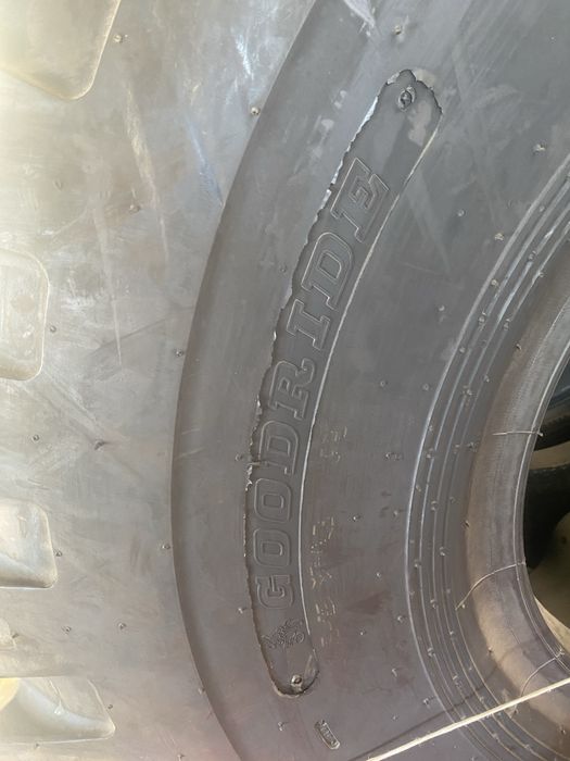 Шины автопогрузчика 26.5-25