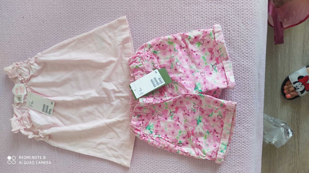 Нови бебешки дрешки с етикет