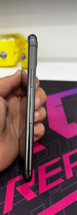 iPhone 11 pro - 64