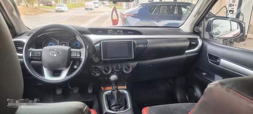 Toyota Hilux 2018