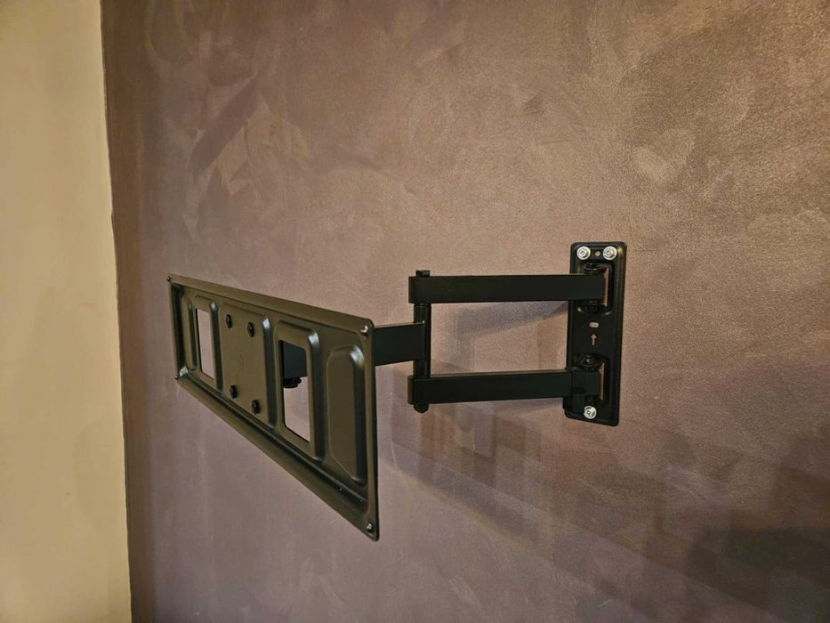 LED телевизор VORTEX 32” + стенна стойка SOTW 35A1