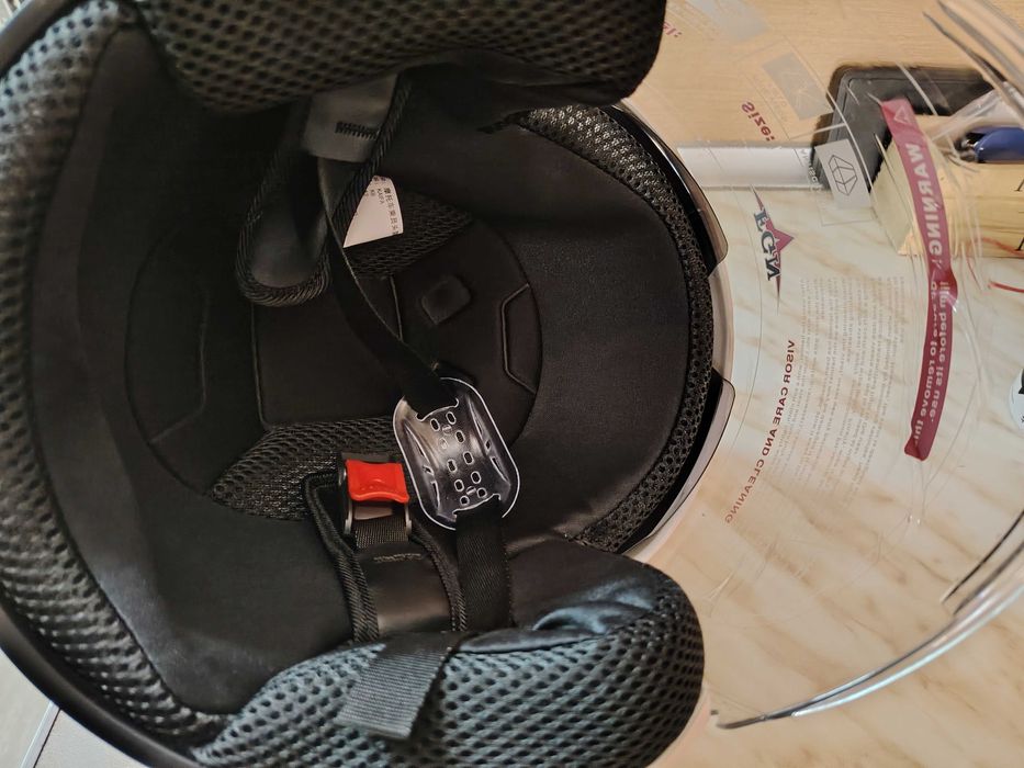 Дамска Каска за Мотор/Скутер -621