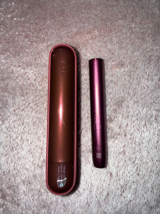 Iqos Iluma nou cu accesorii