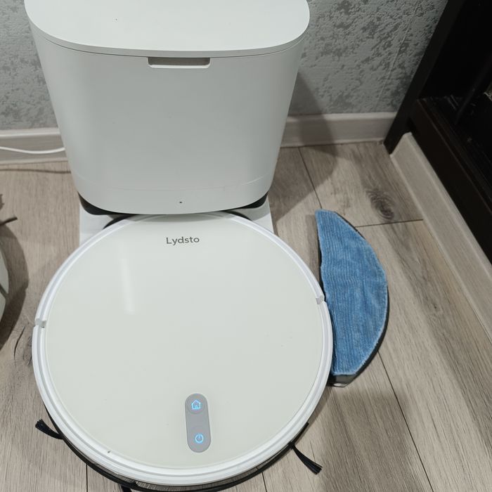 Продам робот пылесос Xiaomi