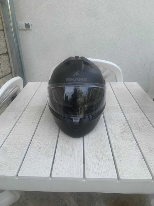 Продавам Каска за мотор Shark