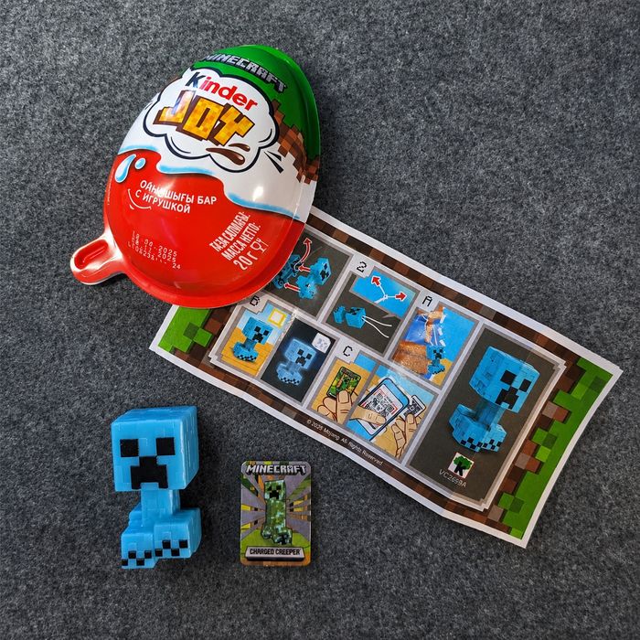 Игрушки Kinder Joy Майнкрафт