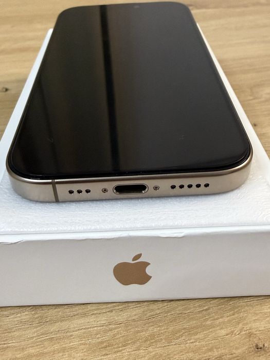 Iphone 16 Pro, Desert Titanium, 128 GB, baterie 100%, GARANȚIE!