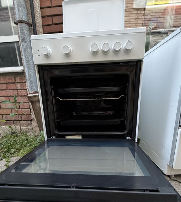 Готварска печка GORENJE нормални котлони