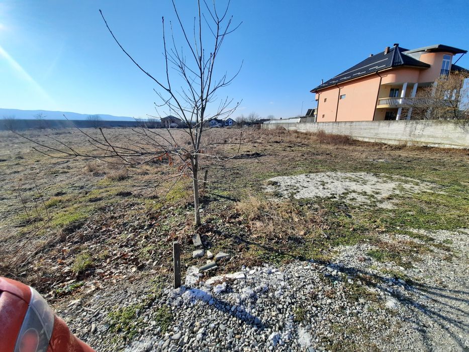 Vand teren in Rm. Valcea, zona Ostroveni Sat, 2988mp