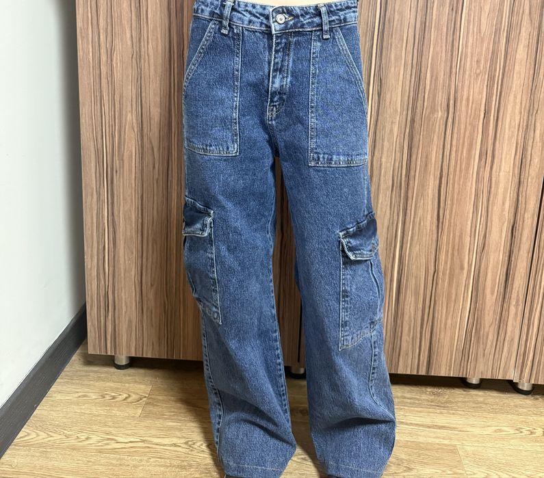 Джинсы, хорошего качества