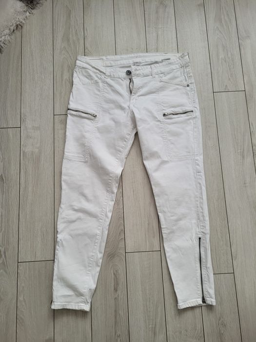 Blugi albi firma S'oliver marime L