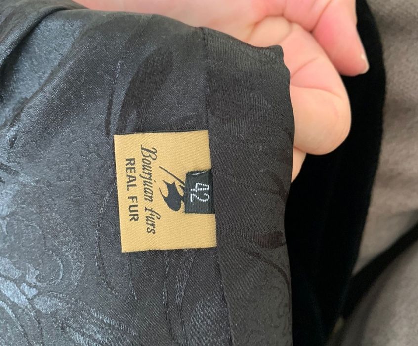 Продам шубу норковую