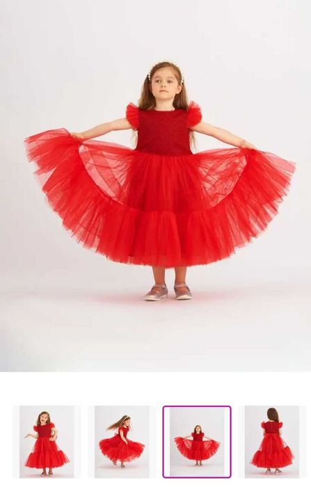 Платье нарядное для девочки 110-116