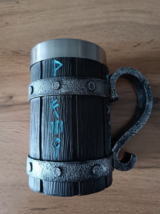 Новая пивная кружка