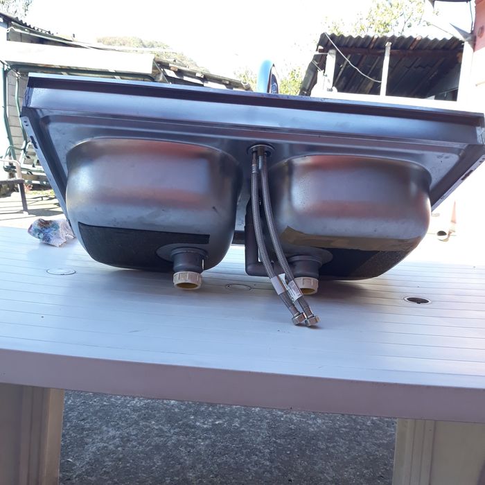 Chiuveta inox cu doua cuve