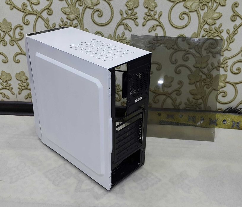 2E Gaming пустой корпус