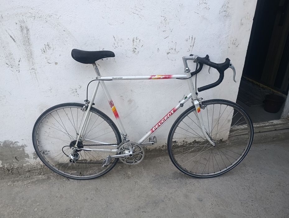Fransuski PEUGEOT shosseyni gonchik sotiladi