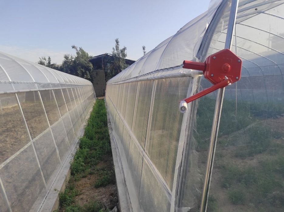 Arzon Issiqxona Komplektlari sotiladi