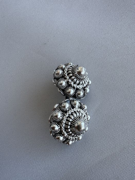 Brosa din argint filigran