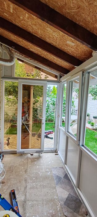 Termopane și Rulouri Exterioare